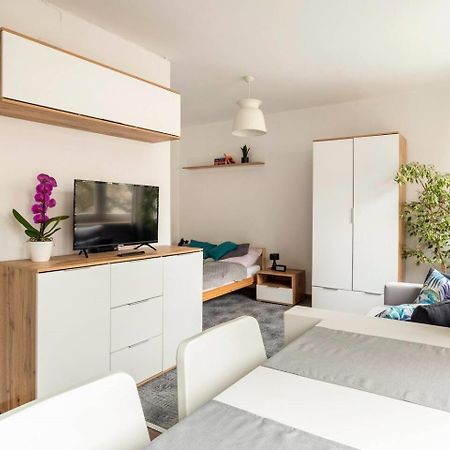Przytulny I Cichy Apartament Blisko Centrum Warsaw Exterior photo